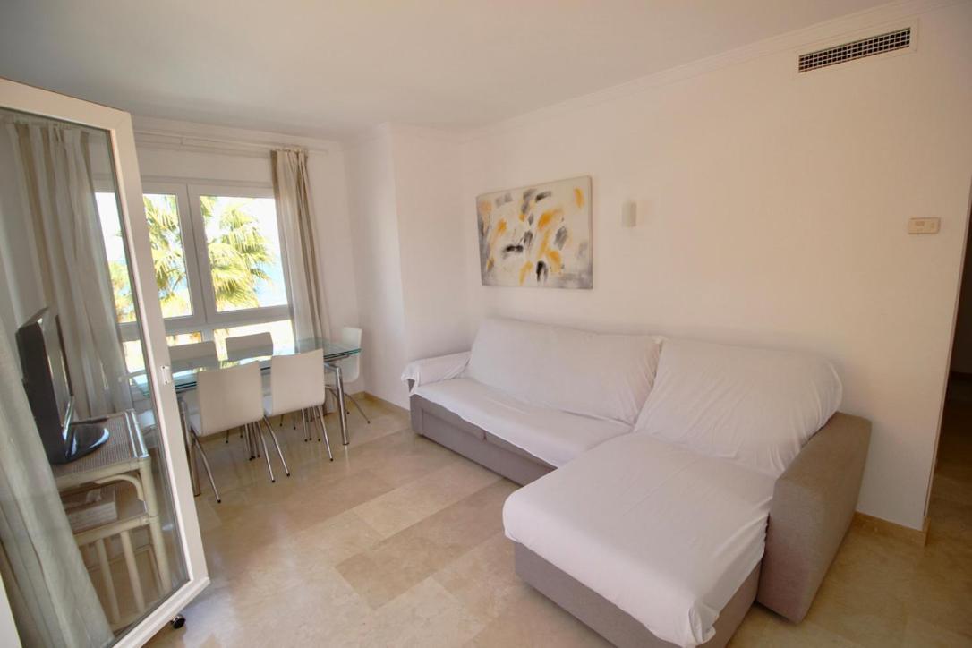 Atico Con Piscina Privada En Primera Linea Leilighet Denia Eksteriør bilde