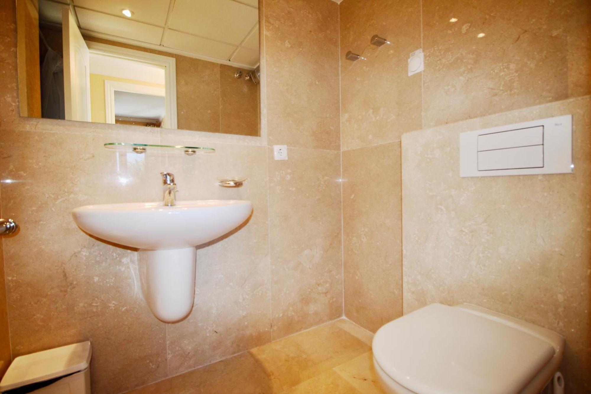 Atico Con Piscina Privada En Primera Linea Leilighet Denia Rom bilde